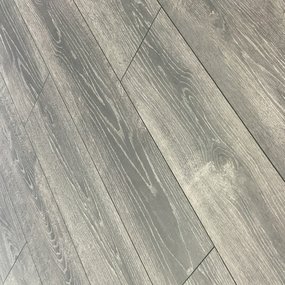 Tokyo Oak